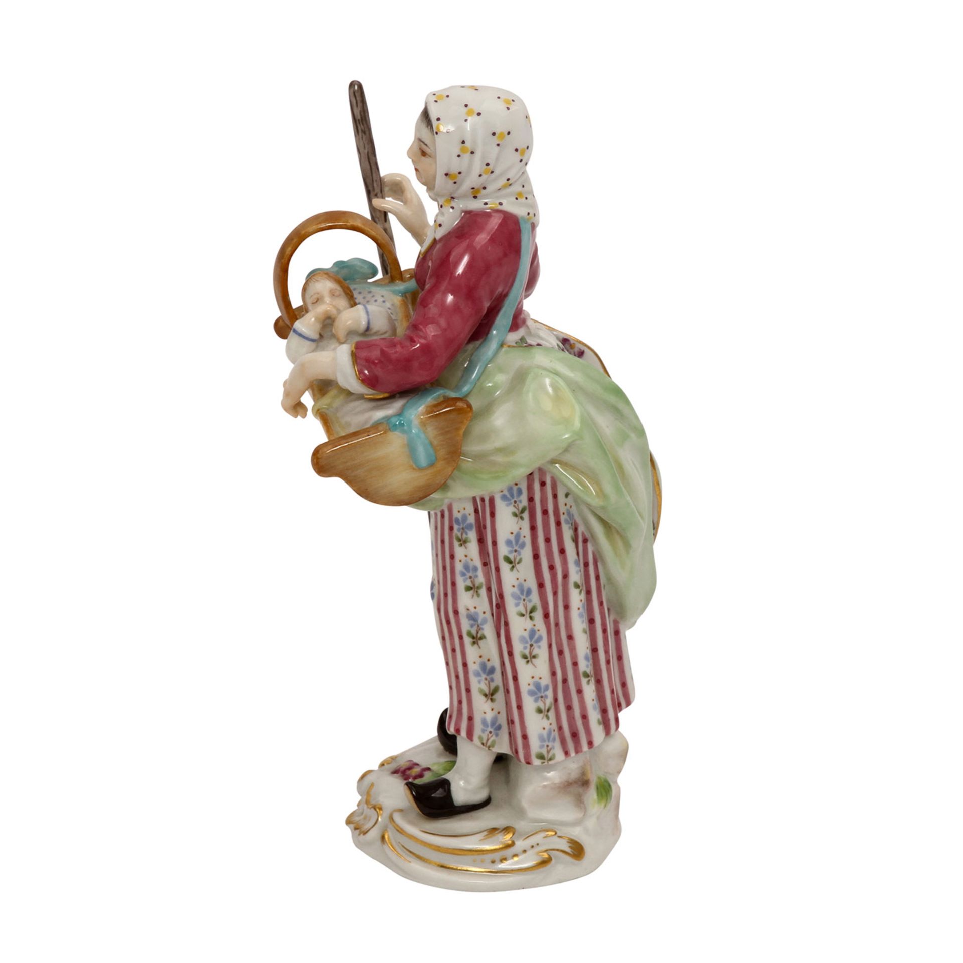 MEISSEN 'Pariser Ausrufer', 20. Jhd. Weißporzellan polychrom gefaßt, Frauenfigur mit Holzstab, im - Image 2 of 7