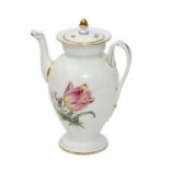 MEISSEN Kanne im Empire-Stil, Pfeifferzeit 1924-1934 Dekor "Deutsche Blume", Tierkopfausgießer,