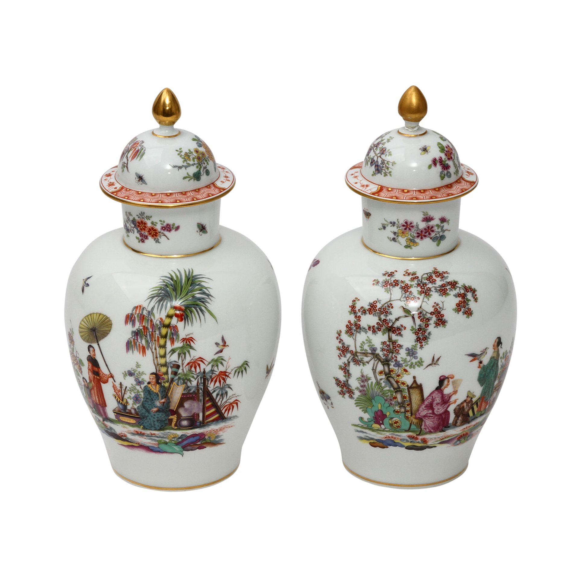 MEISSEN 2 Chinoiserien- Deckelvasen, 20. Jh. Je schauseitig feinste Malerei chinesischer - Image 3 of 7