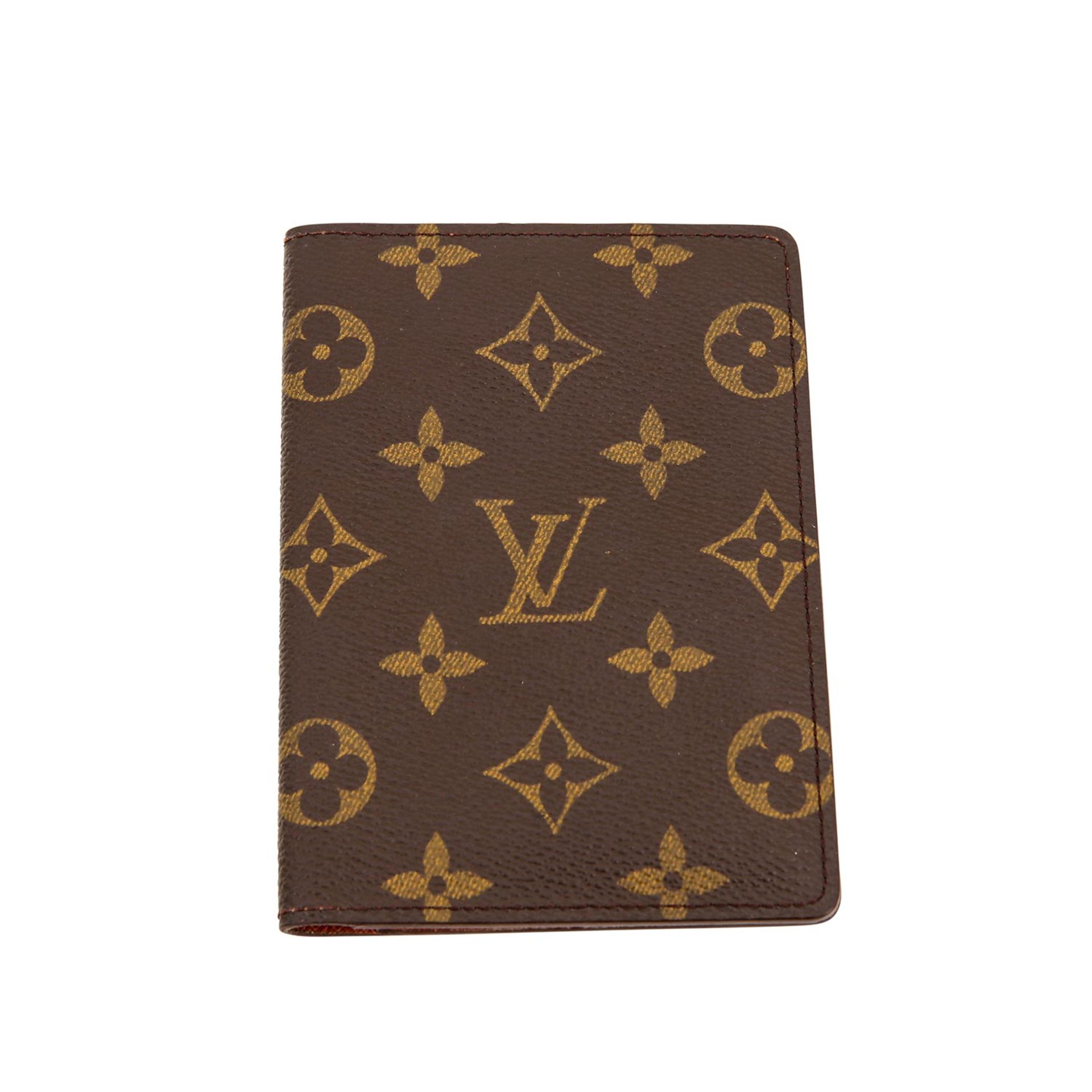 LOUIS VUITTON VINTAGE Reisepass Etui, Koll. 1994.Akt. NP.: 225,-€. Monogram Canvas Serie. Klappbares