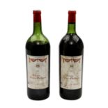 2 Flaschen MÉDOC Baron Philippe de Rothschild 1982Bordeaux, Frankreich, 1500 ml, Füllstand unterhalb