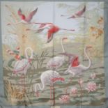 SALVATORE FERRAGAMO VINTAGE Seidencarré.100% Seide. Maße ca.: 88 x 88 cm. Idyllisches Flamingo-Motiv