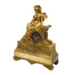 HISTORISCHE FIGUREN-PENDULEFrankreich um 1860, Bronze/messing, profiliertes prismatisches Gehäuse