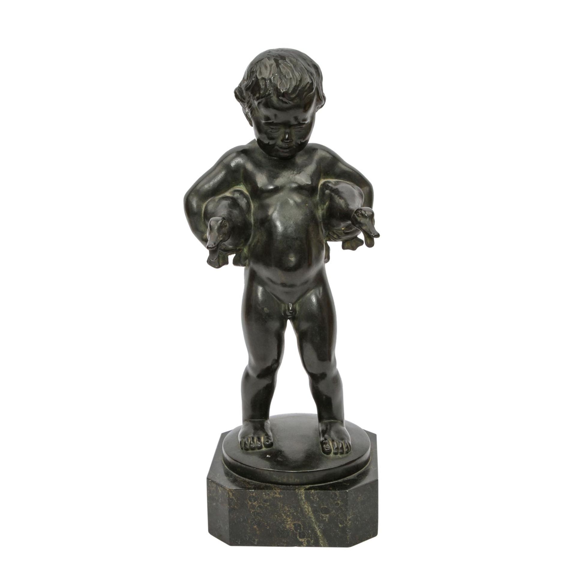 FABRICIUS, Richard W. D. (1863-1923), "Knabe mit zwei Gänsen",Bronze, Knabe mit 2 jungen Gänsen - Image 5 of 6