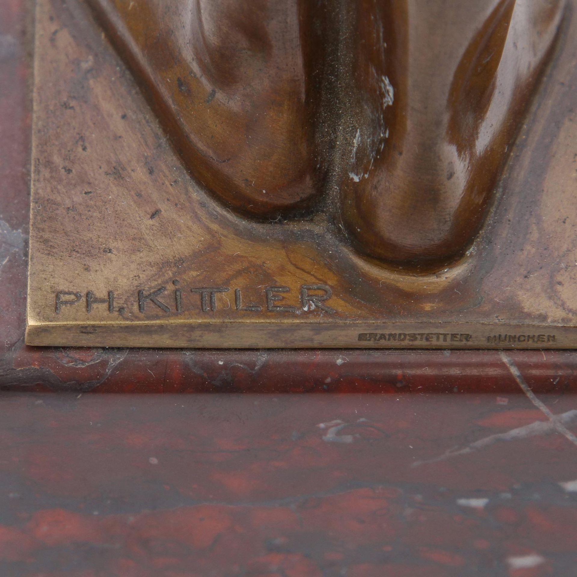 KITTLER, Philipp (1861-1944), "Venus mit Spiegel",Bronze, braun patiniert, bez.: "PH. KITTLER, - Image 6 of 6