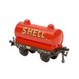 BING Shell-Kesselwagen, Spur 0, 1920er/30er Jahre,Blech, rot lithogr., 2-achsig. Bespielt, part.