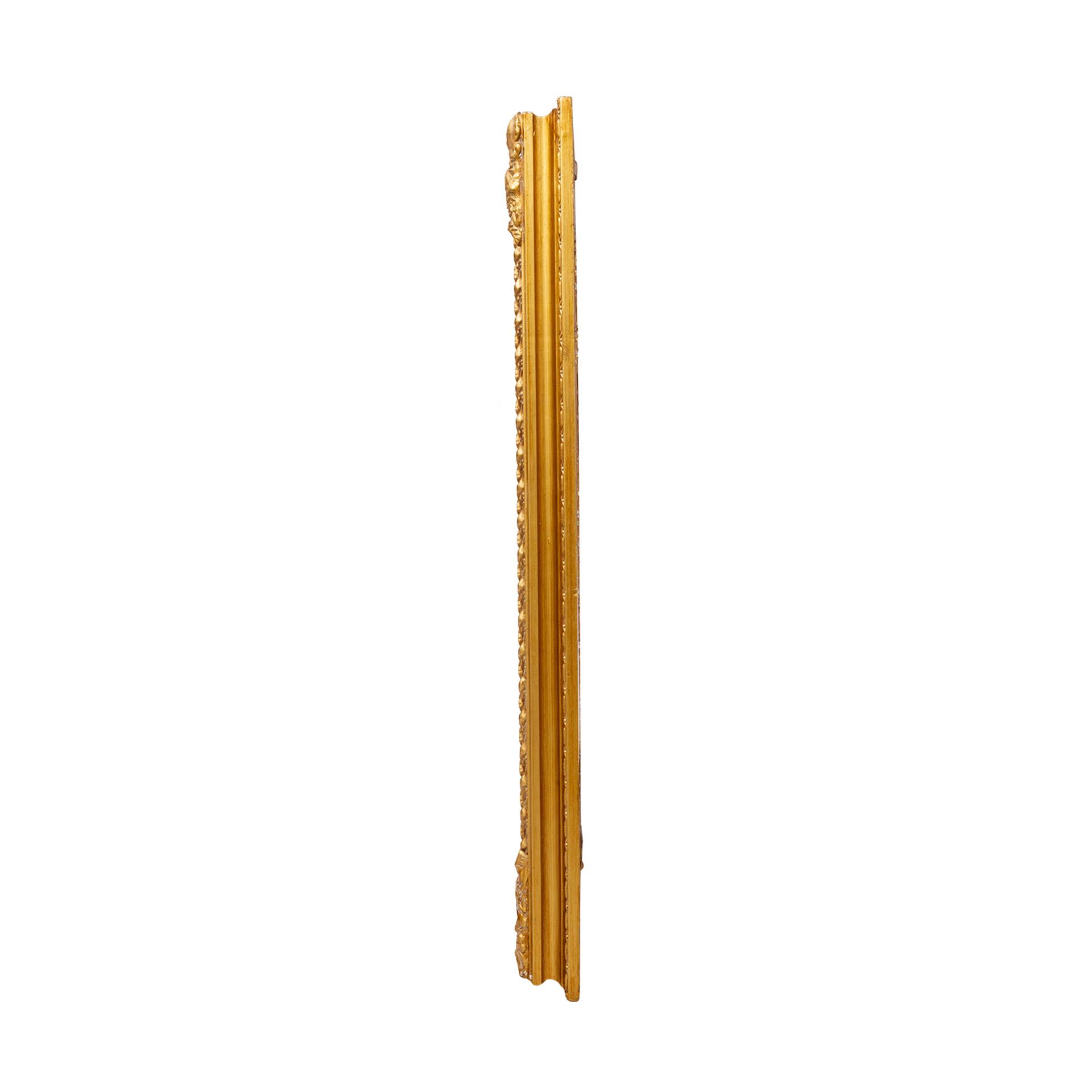 GROßER WANDSPIEGELNadelholz geschnitzt und stuckiert, goldfarben gefasster Spiegelrahmen, verziert - Image 2 of 3
