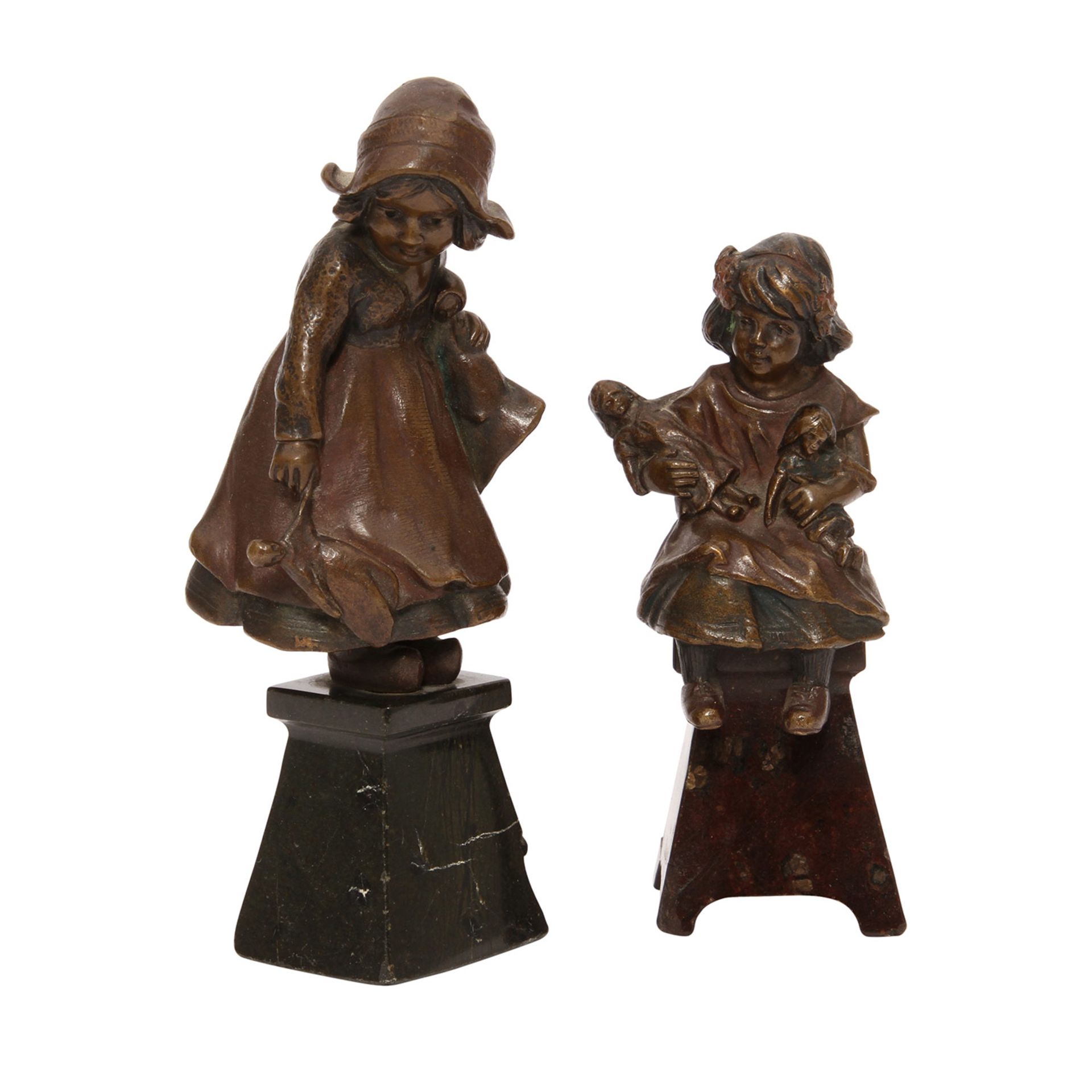 KOWALCZEWSKI, PAWEL (1865-1910), u.a. Zwei Kinderfiguren, 19. Jh.Bronze, dunkel patiniert, sitzendes