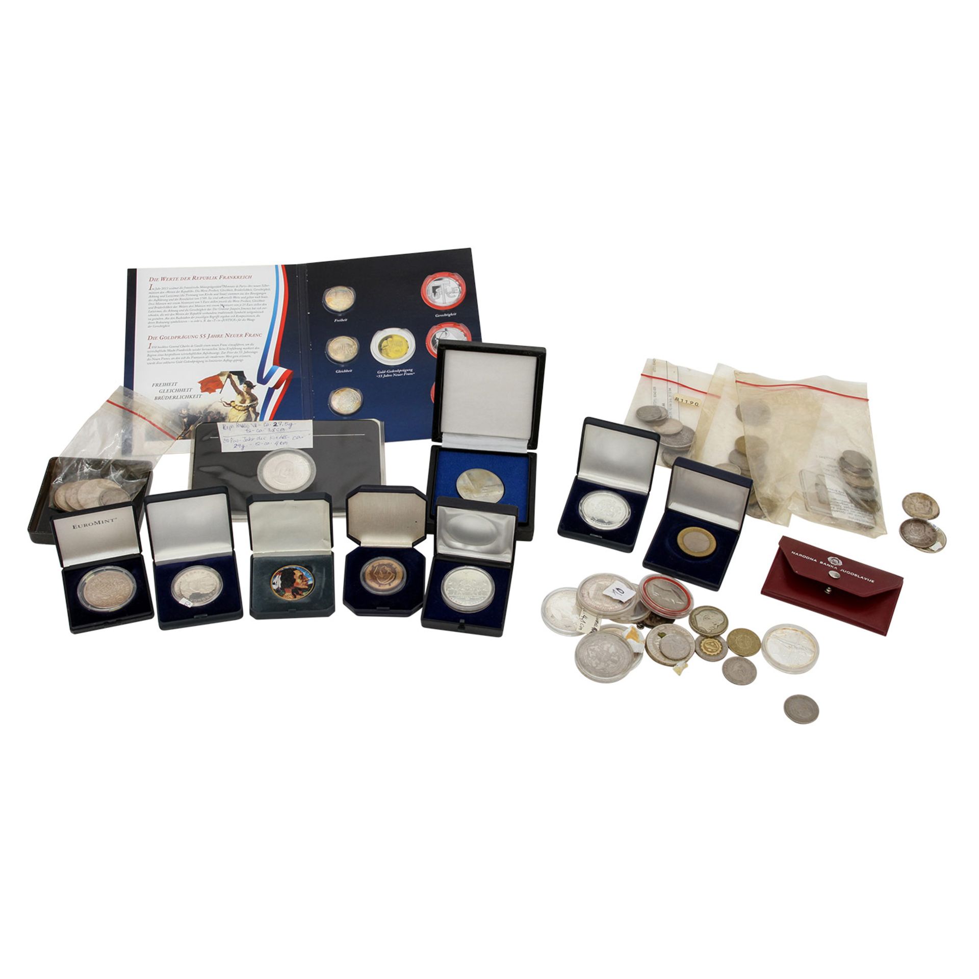 Konvolut - Diverse Silbermünzen, darunter auch einige Unzen, Medaillen, Kursgeld, Exoten.