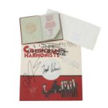 Autographen – Michael Jackson (1958-2009), Signiertes CD Cover und Reisepassdokument eines Fans,