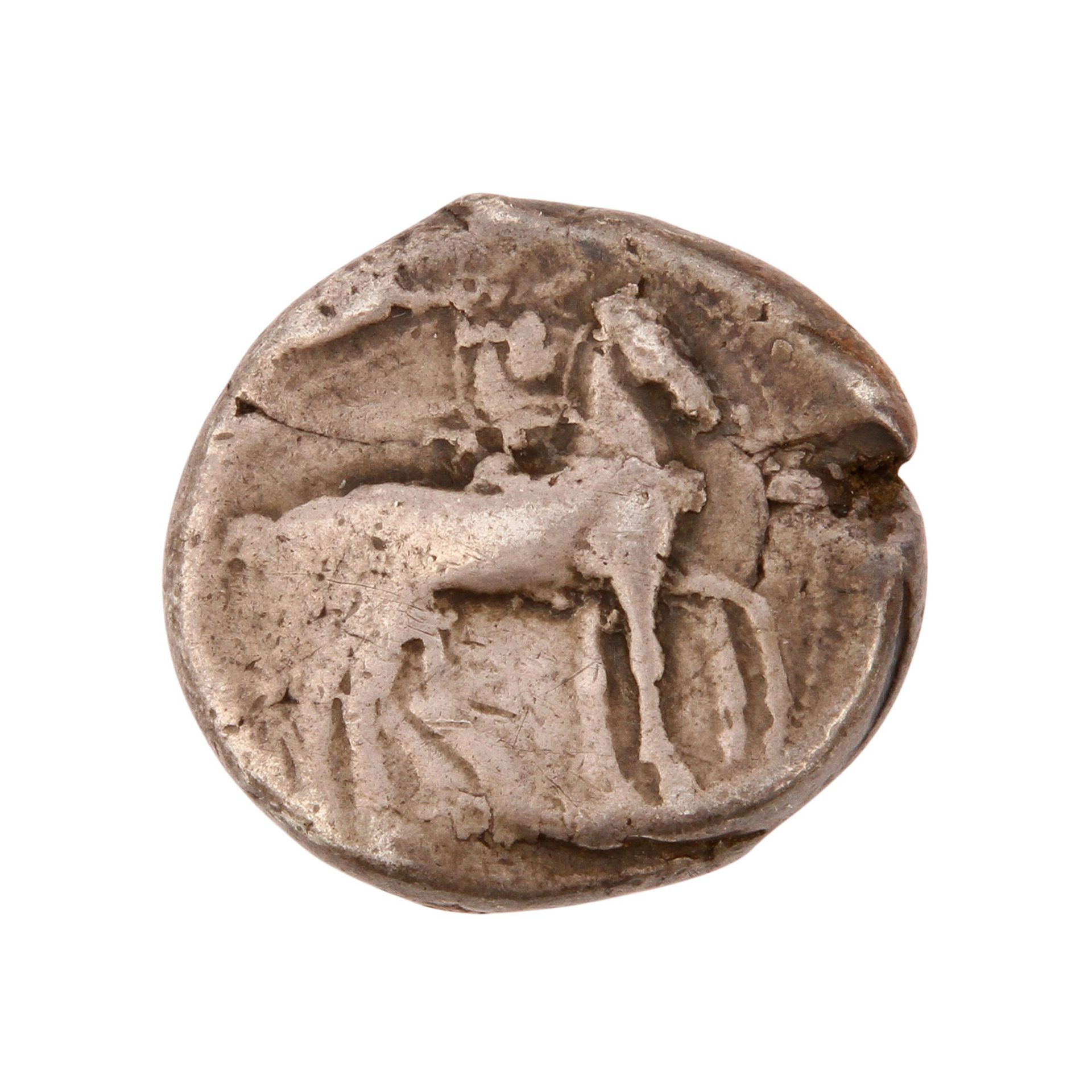 Sizilien - Tetradrachme 2.H. 5.Jh.n.Chr., Syrakus, Av: Arethusakopf umgeben von Delphinen, SYRA, Rv: - Bild 2 aus 3