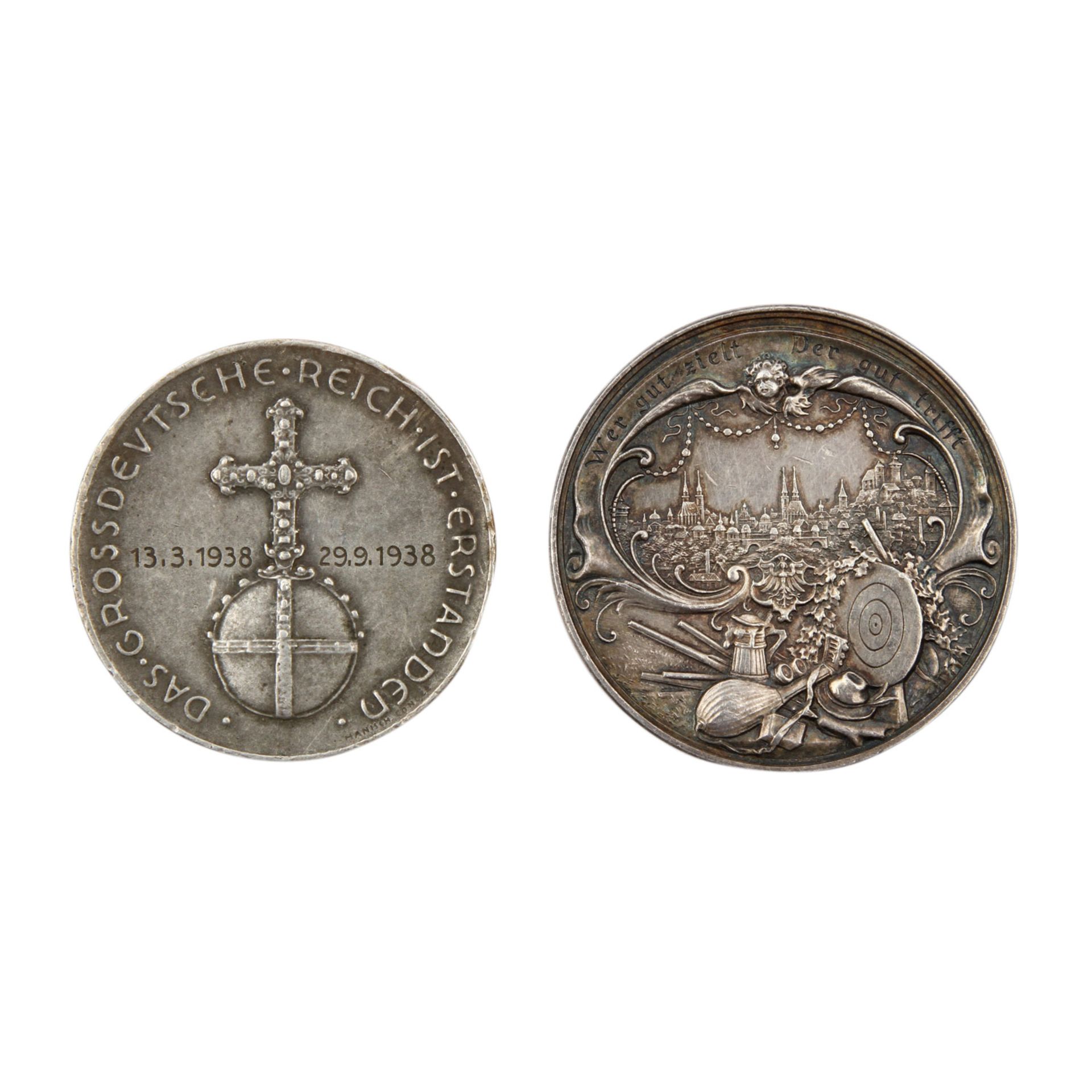Konvolut Medaillen - Deutsches Reich 1933-1945 Medaille v. Hanisch auf das Großdeutsche Reich - Bild 2 aus 2