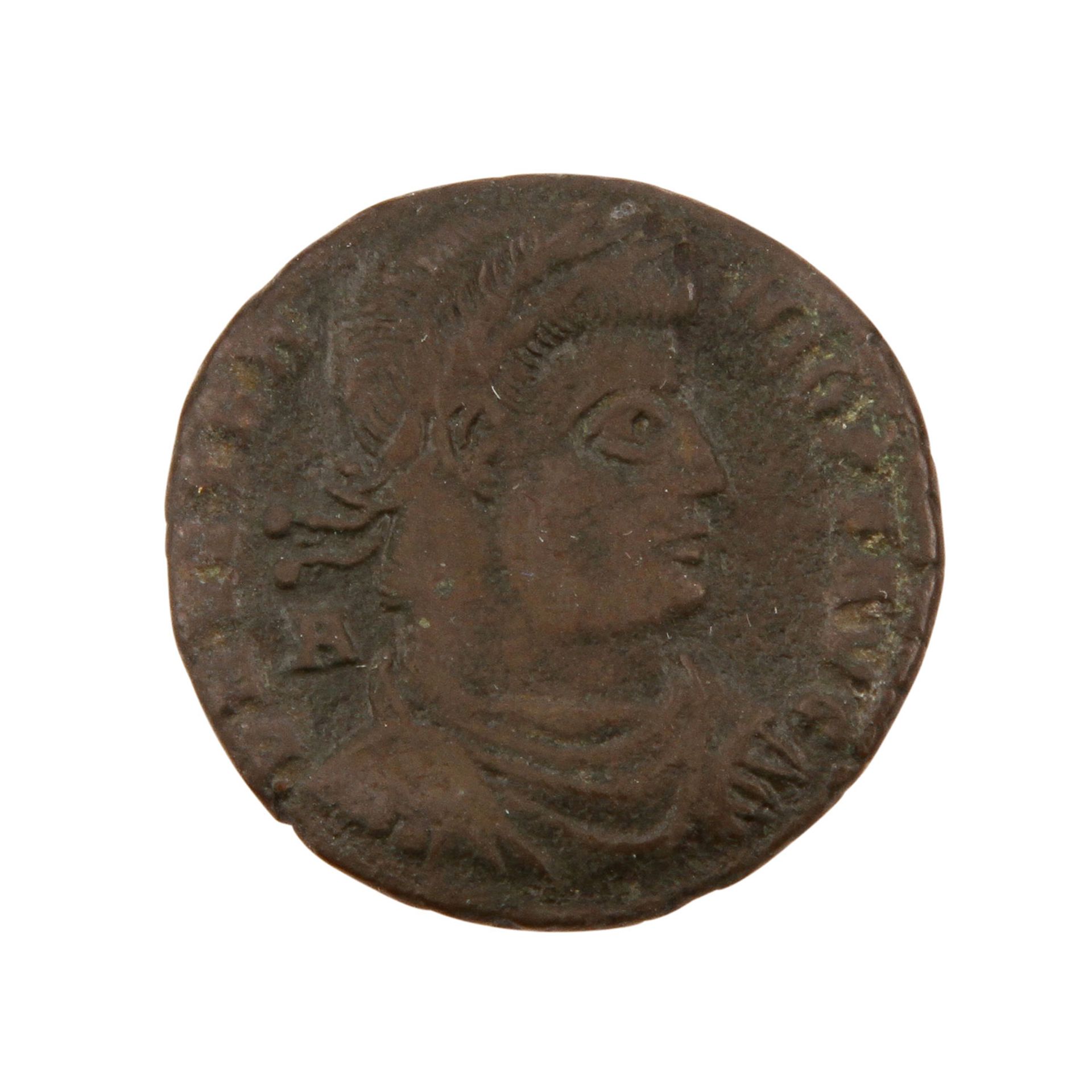 Gemischtes Konvolut Spätantiken - dabei u.a. 1 x Spätantike - Bronze 4.Jh.n.Chr. Magnentius, Av: - Bild 3 aus 3