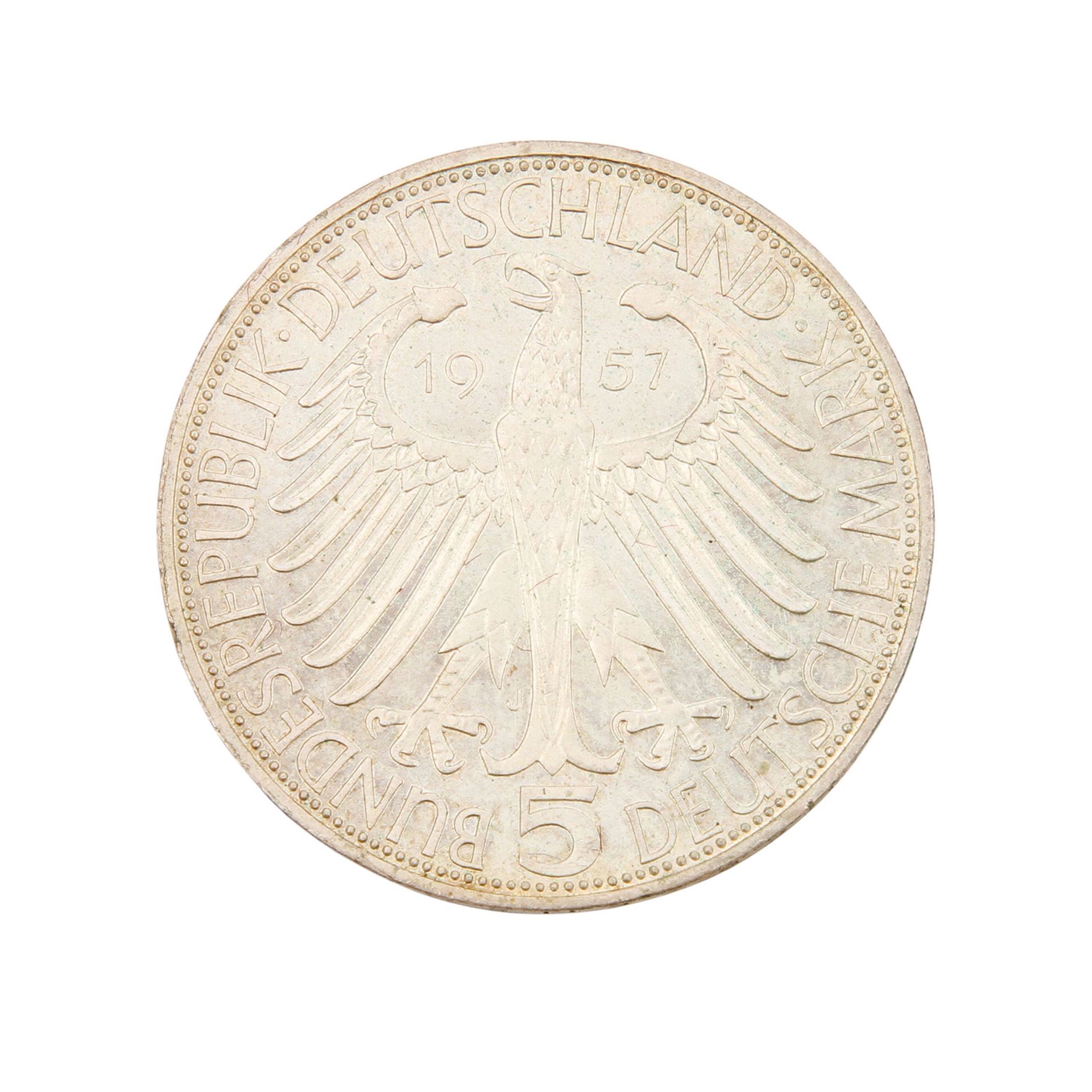 BRD - 5 Deutsche Mark 1957 J Eichendorff, J. 391, ss, leicht fleckig - Bild 2 aus 2