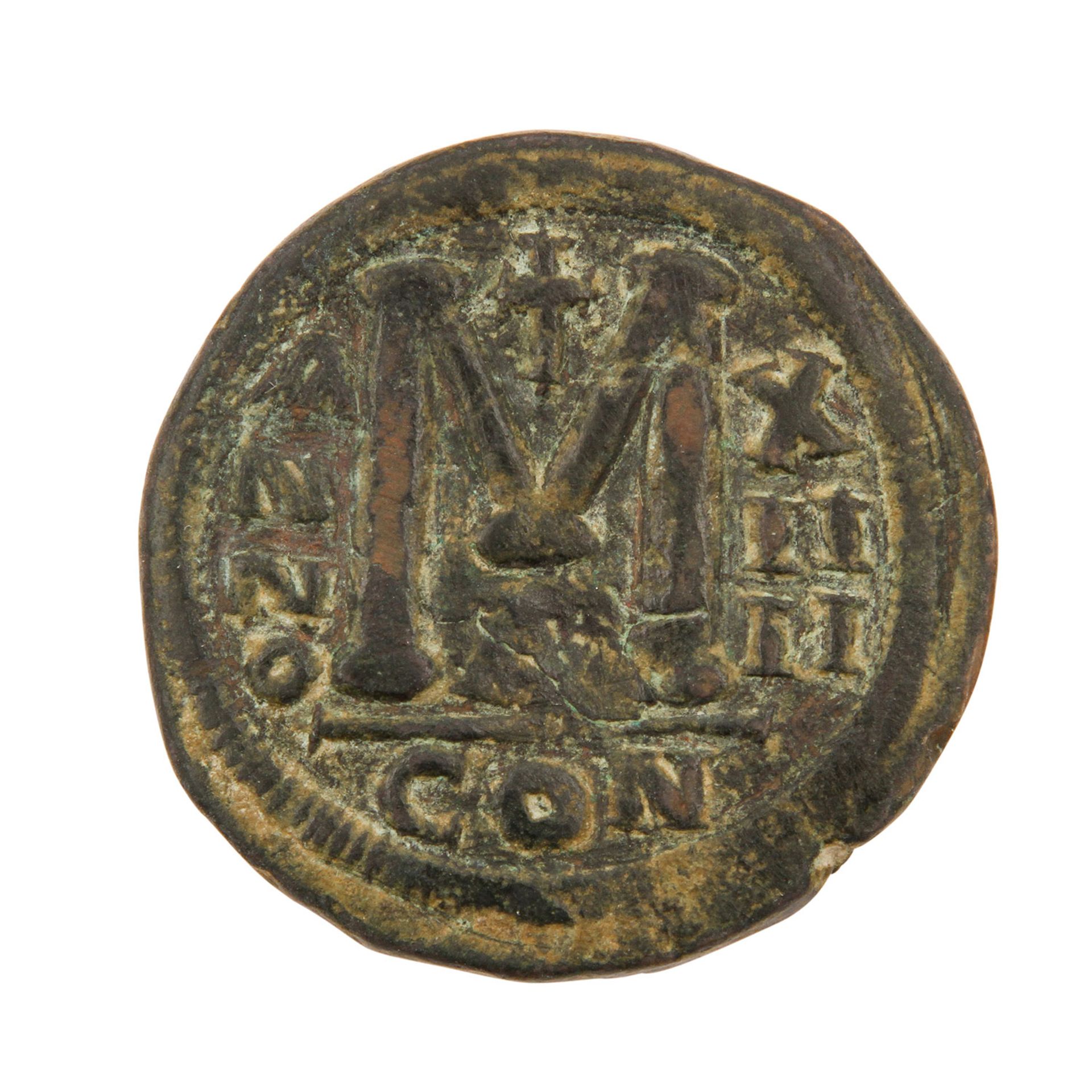 Byzanz - Bronze-Follis 540/541 v.Chr., Justinian, Konstantinopel, Av: Frontale Büste des Kaisers, - Bild 2 aus 3