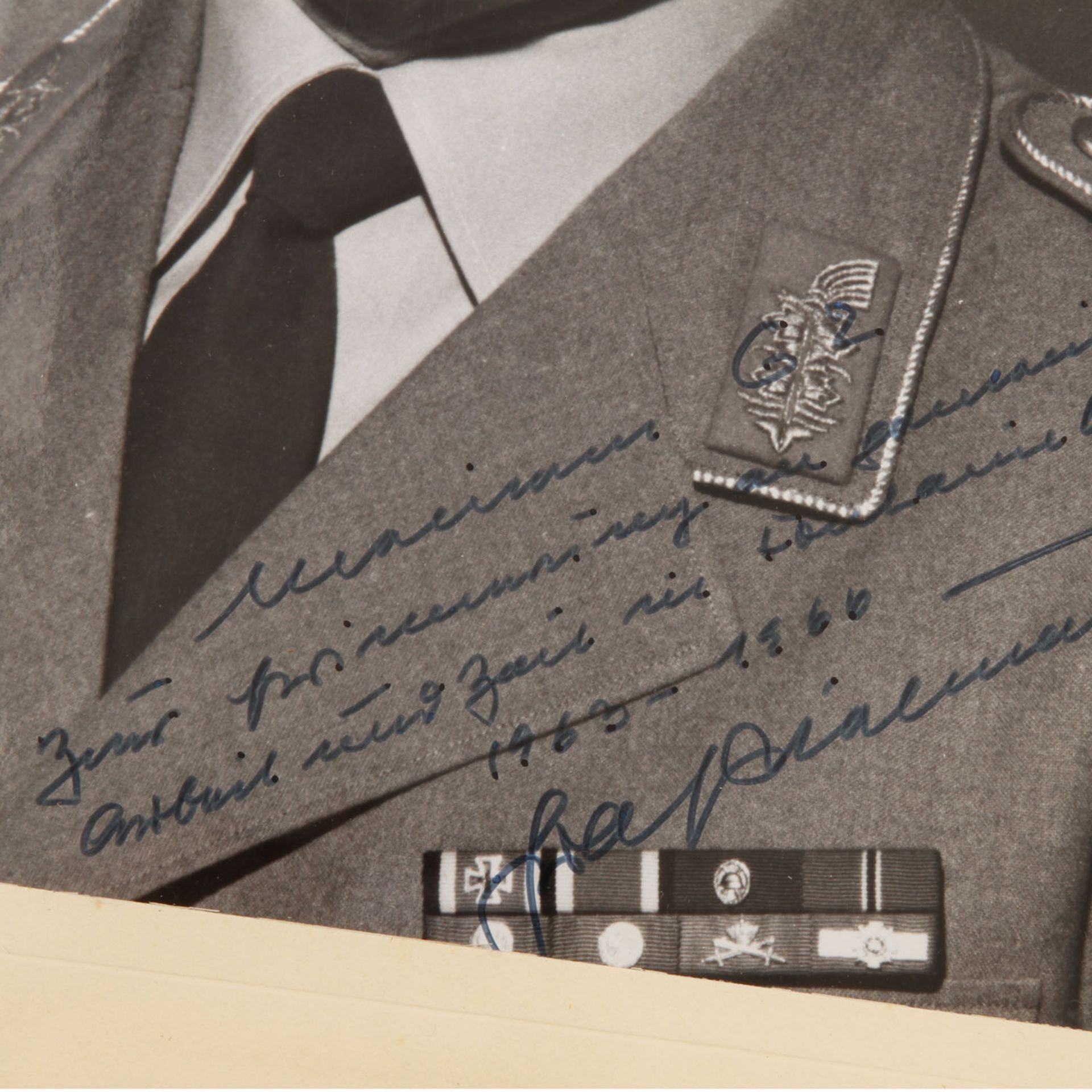 6 Autographen, Militaria Mitte 20.Jh. -2 x Autograph General Hans Speidel, 1 x Karl Wilhelm Thilo, 1 - Bild 6 aus 7