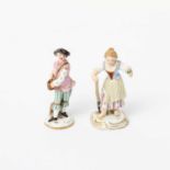 MEISSEN 2 Miniaturfiguren, "Schäfer" und "Mädchen als Gärtnerin", 1870-1923. 1. Wahl. "Schäfer":