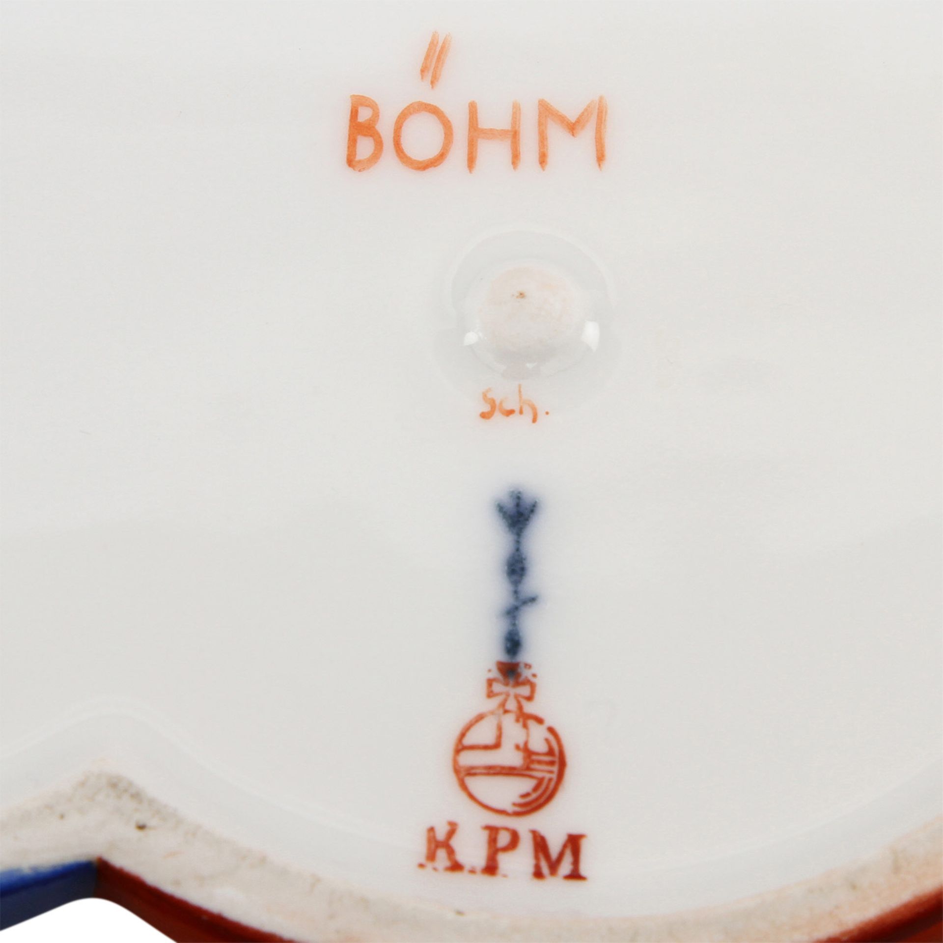 KPM Vase, 20. Jhd. Weißporzellan mit Dekor in Gold, Eisenrot und Blau, mehrpassige Ovalform, - Bild 7 aus 7