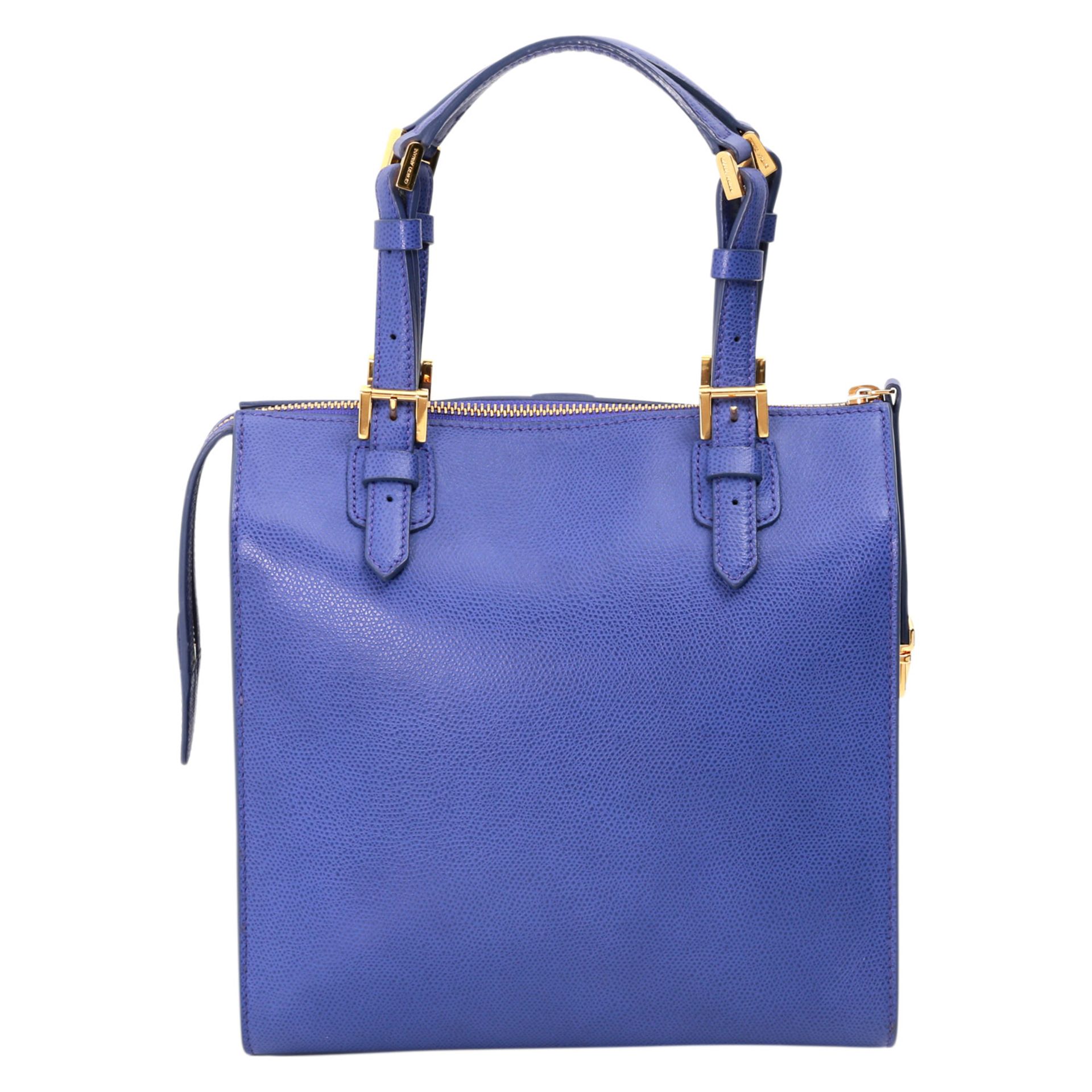 GIORGIO ARMANI Henkeltasche, NP.: 1.500,-€. Fein genarbtes Leder in Violett, Doctorsbag-Form, - Bild 5 aus 8