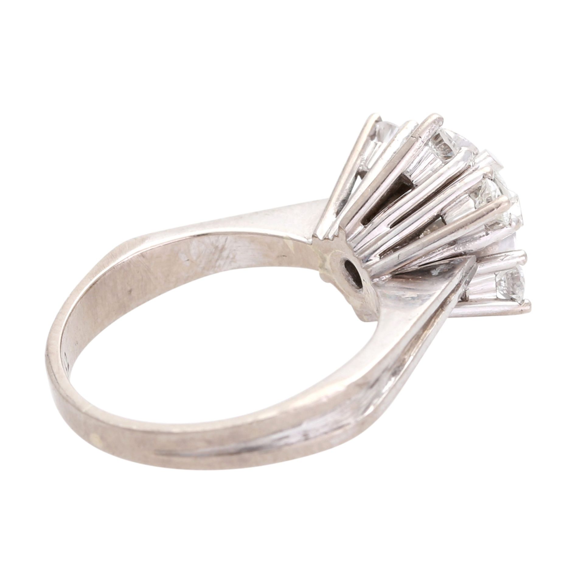 Ring "Stern" mit Brillanten angeordnet zus. ca. 0,5 ct. VSI / W - LGW (H - I), WG 14K, RW: 49. - Bild 3 aus 4