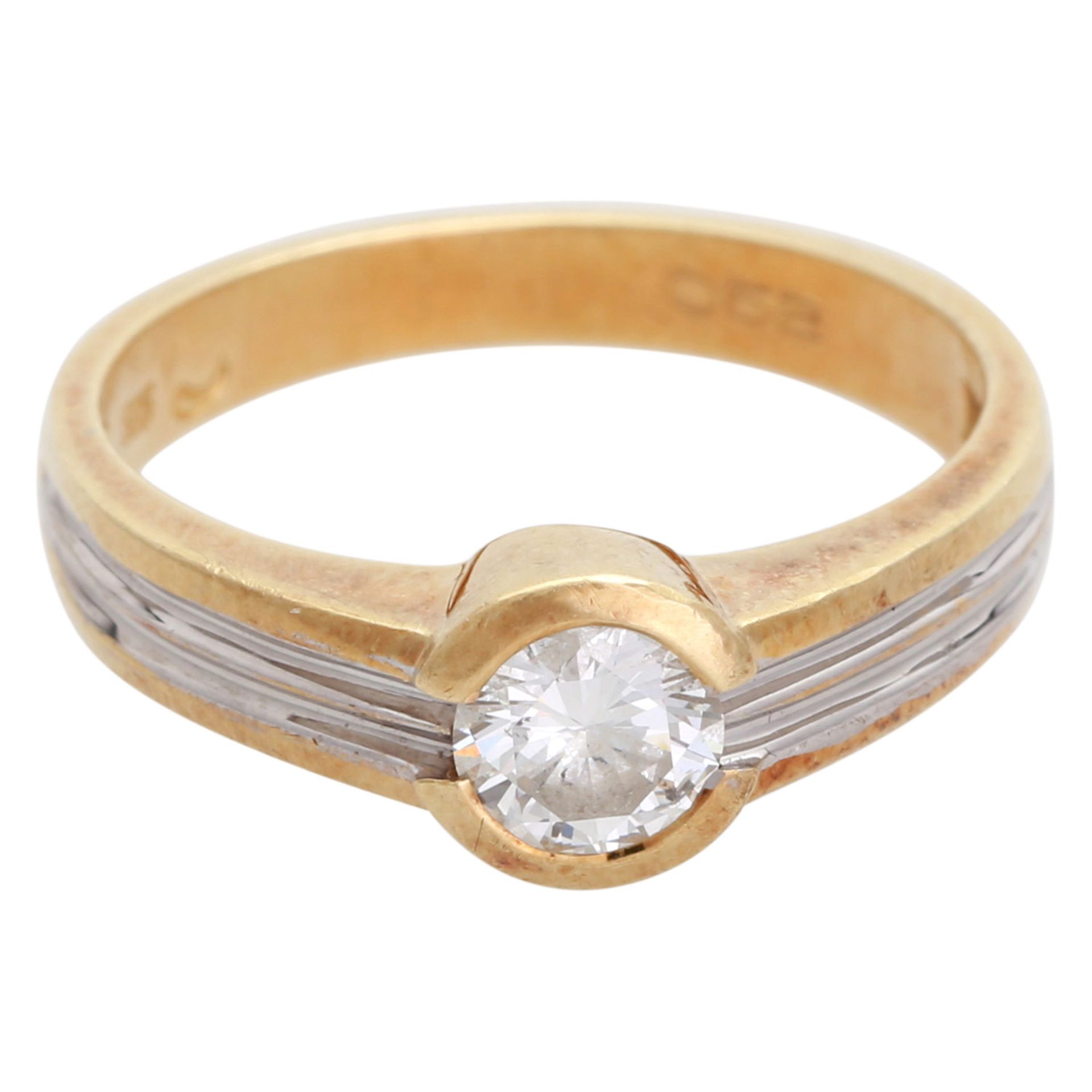 Diamant Solitärring mit 1 Brillant von ca. 0,52 ct. (grav.), P1, GW (L), GG / WG 14K, RW 56,