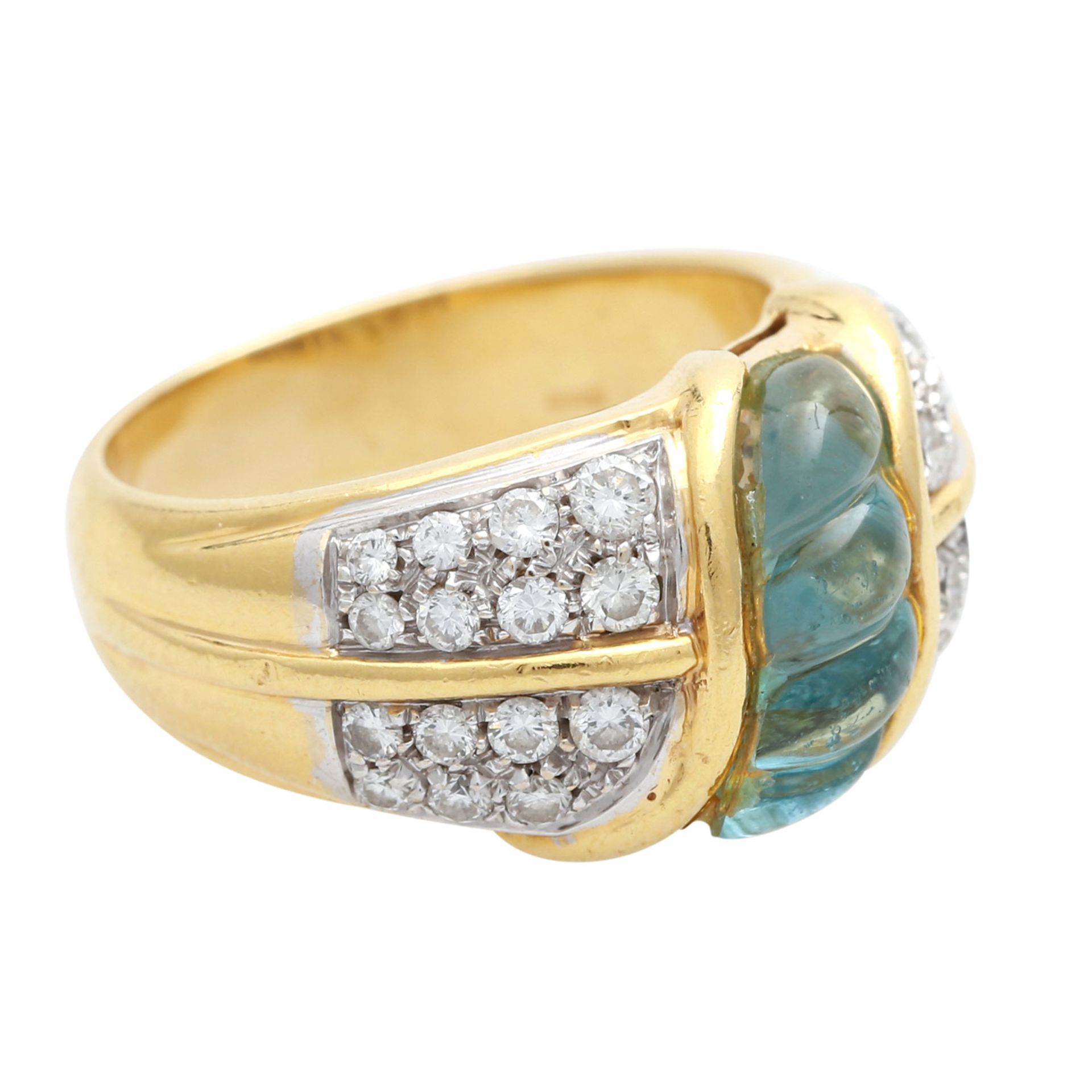 Ring mit Aquamarin in Fantasieschliff und 30 Brillanten, zus. ca. 0,45 ct, W-LGW (H-J) / VS, GG 18K, - Bild 2 aus 4