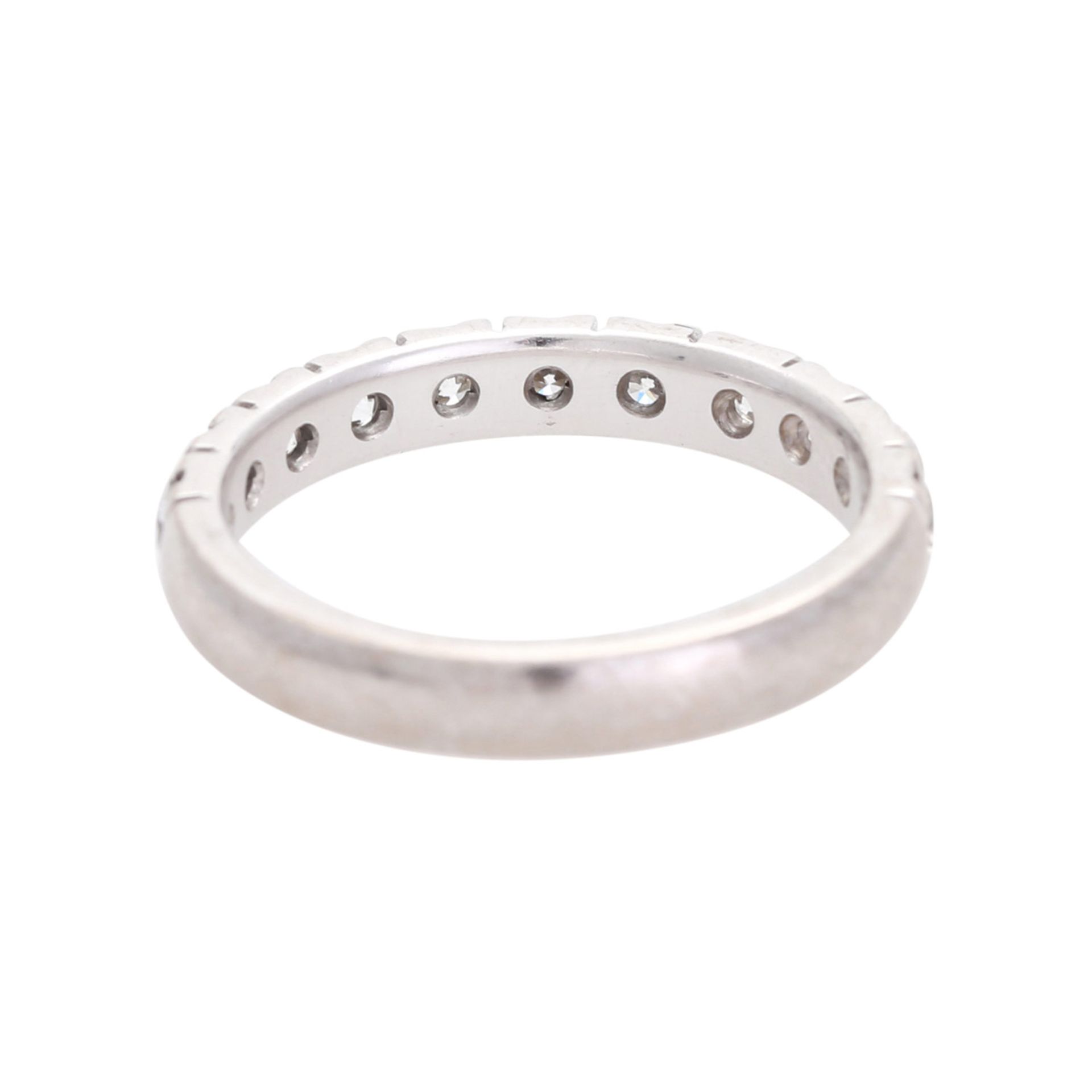 Halbmemoire Ring mit 11 Brillanten zus. ca. 0,80 ct. (punz.) W - LGW (H - J) / SI, WG 18K, RW: 53. - Bild 4 aus 4