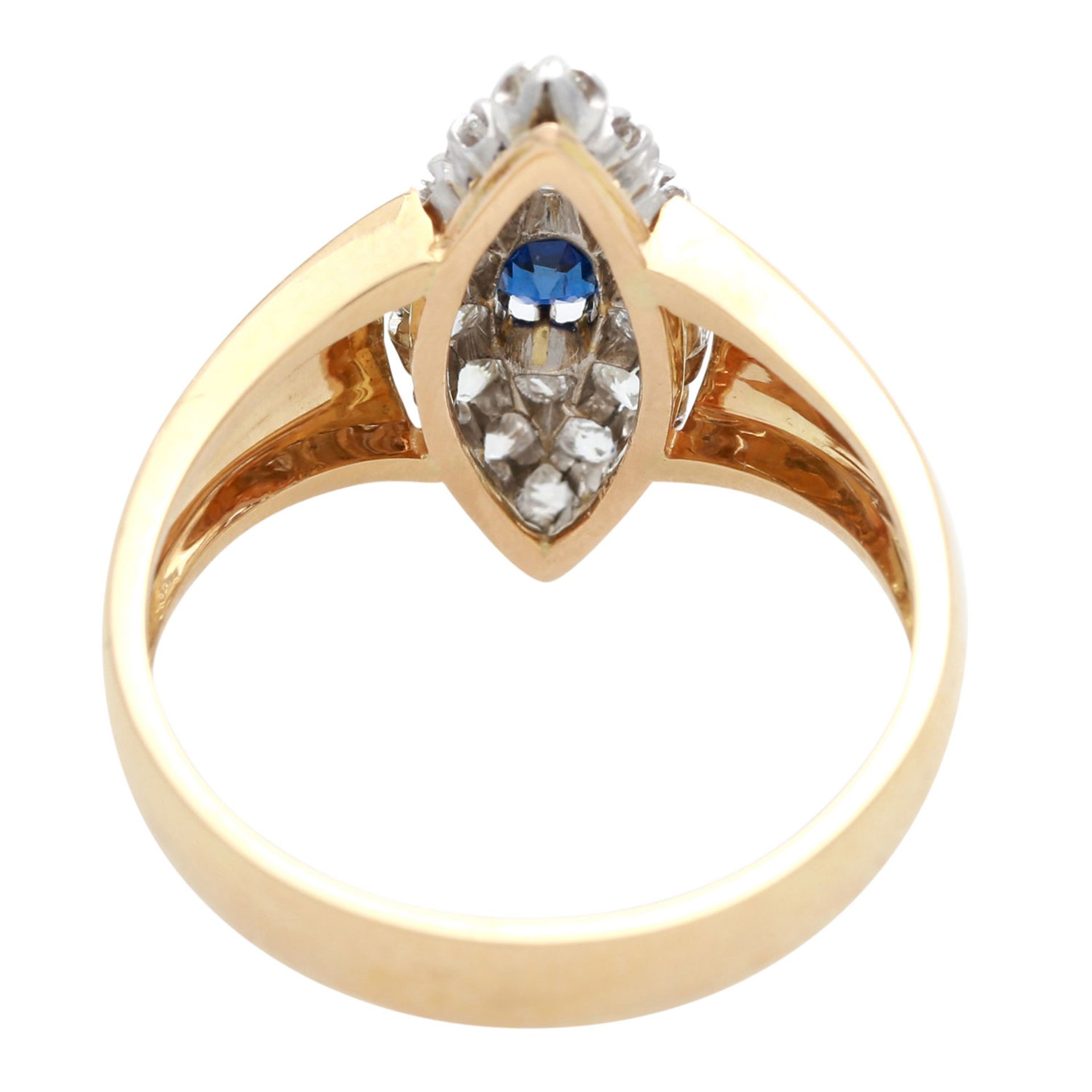 Ring mit 1 Saphir, ca. 0,4 ct und 16 Diamanten, Altschliff und Rosen, zus. ca. 0,5 ct, mittlerer - Bild 4 aus 4