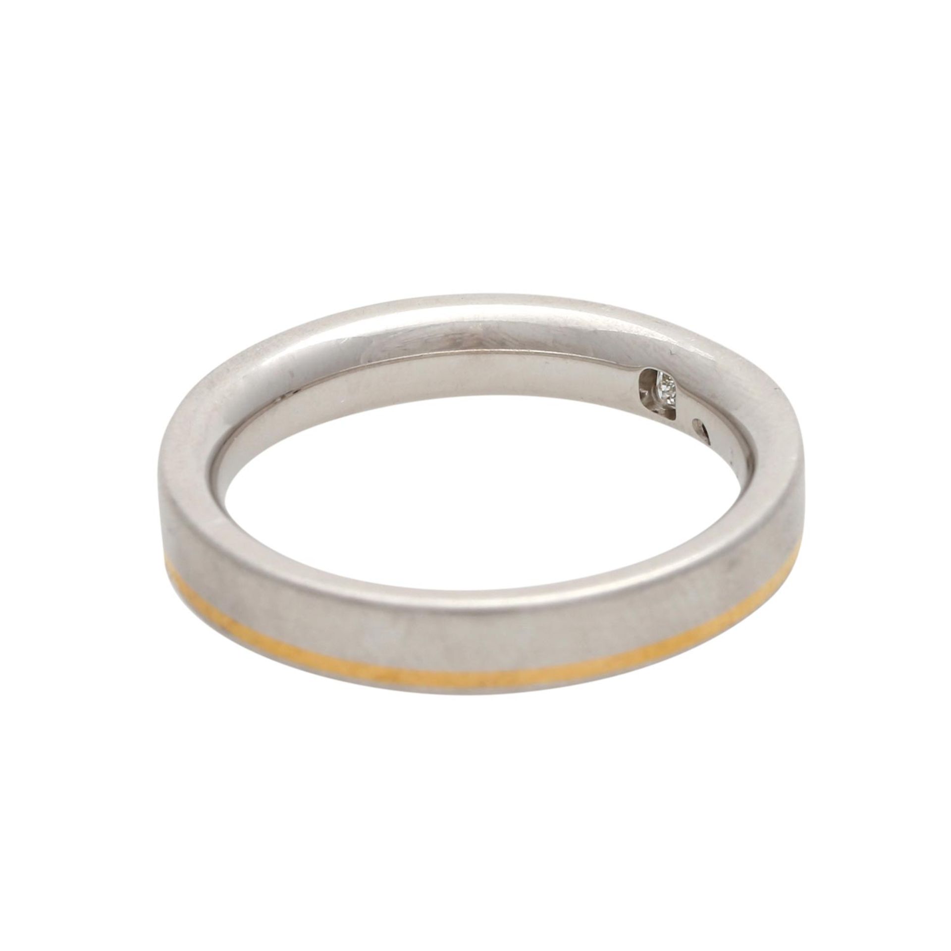 Ring mit 2 Diamanten, 0,16 ct, punziert, Platin, 12,8 g, mit Goldlinie, ohne Gravur, - Bild 3 aus 4