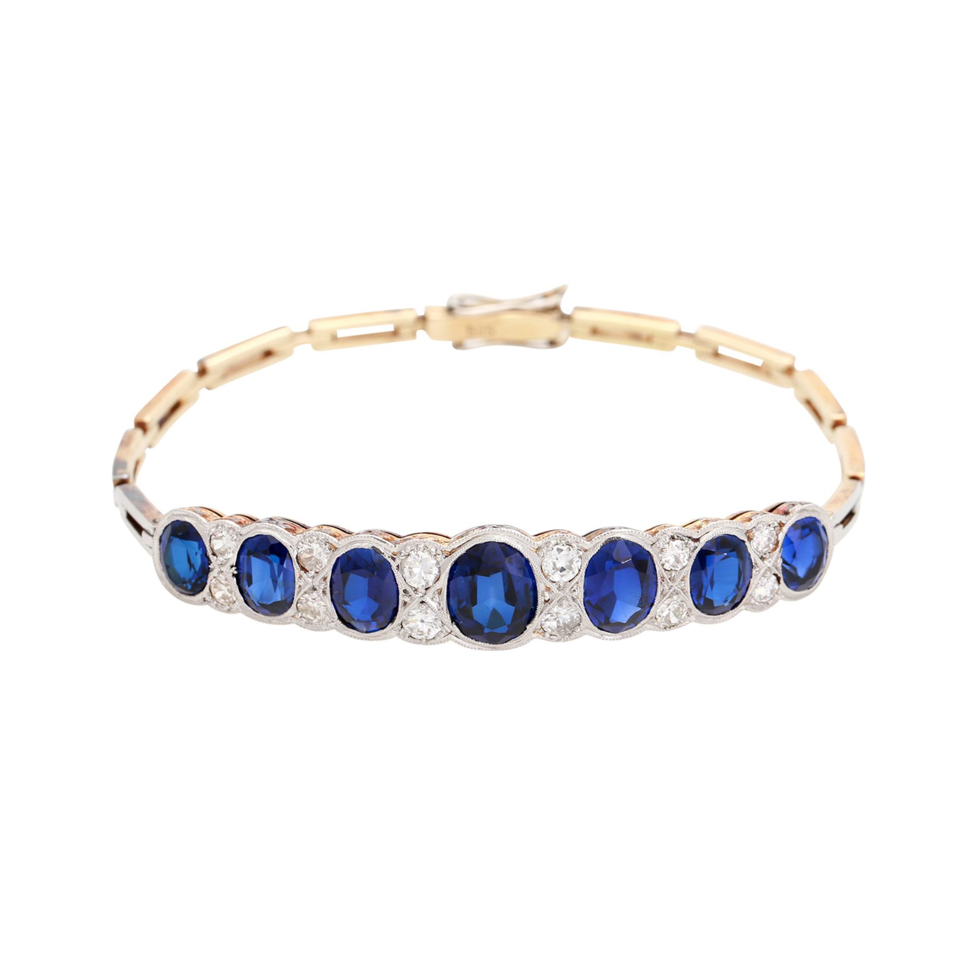 Armband mit 12 Altschliffdiamanten, zus. ca. 1,44 ct, LGW - GW (J - L) / SI, zwischen 7 oval fac.