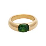 Ring mit grünem Turmalin, oval facettiert (etw. bestoßen), GG 18K, RW 57, massiver Bandring, schöner