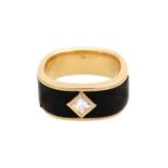 Ring mit Ebenholzeinlage und 1 Diamant im Princesscut ca. 0,26 ct FW / IF (lt. Zertifikat), GG