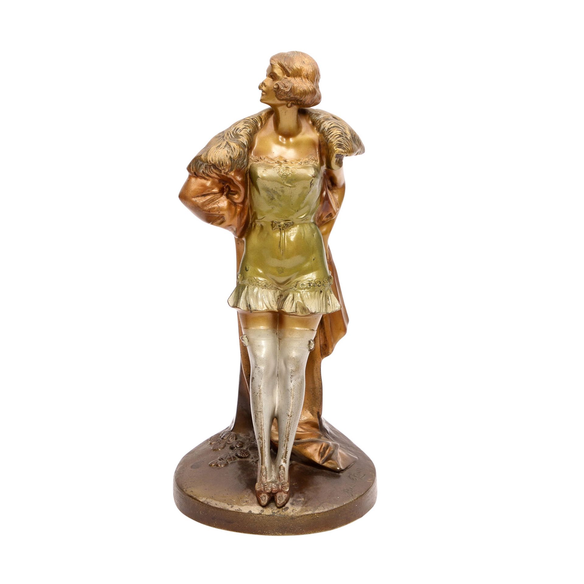ZACH, BRUNO (1891-1935) 'Stehende Frau mit Strümpfen', 1. Hälfte 20. Jhd.Bronze partiell
