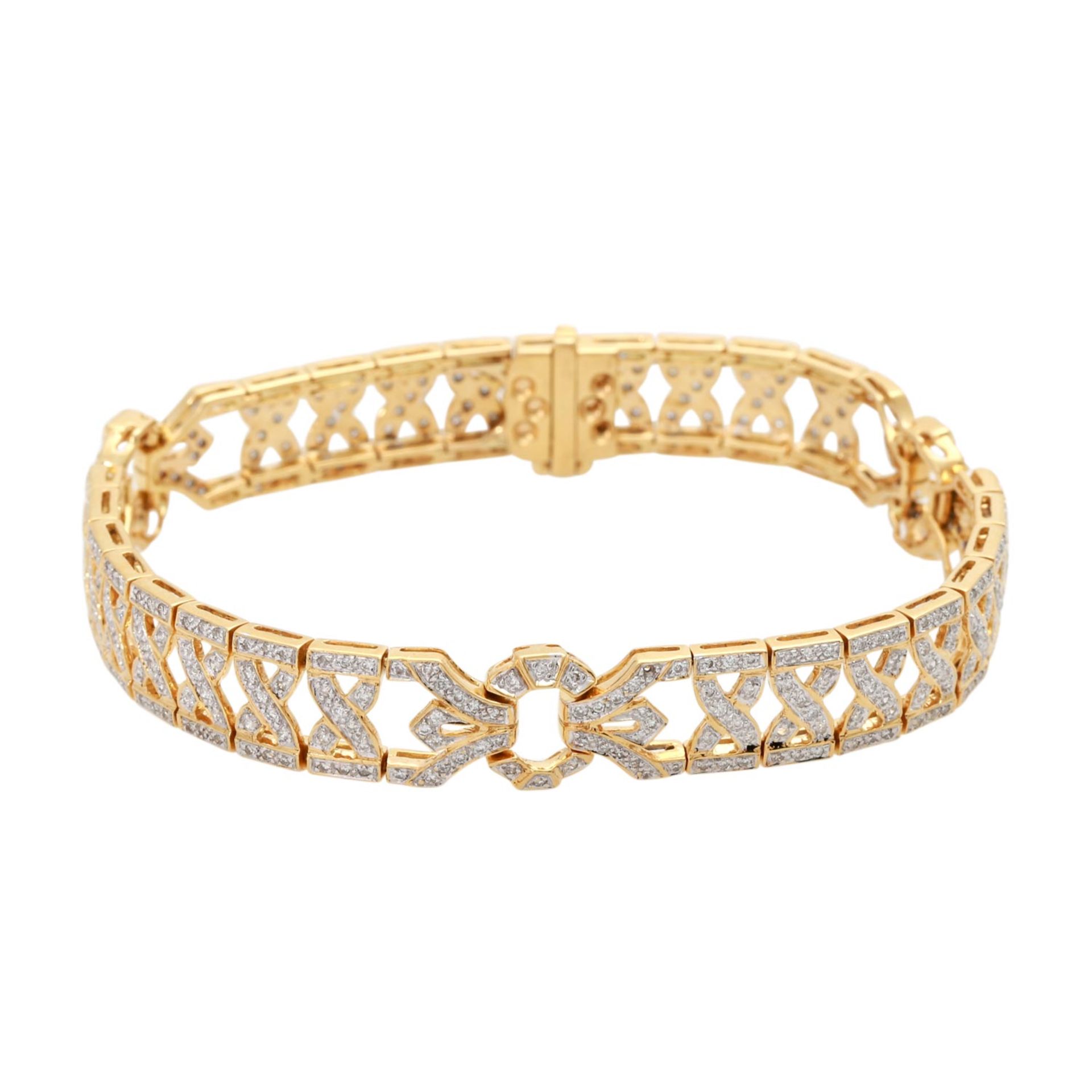 Armband ausgefasst mit Brillanten, zus. ca. 2 ct.,LGW (I - J) / SI, GG 18K, L: 19 cm, B: 10 mm,