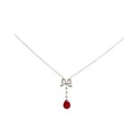 Zartes Collier mit Schleifenmotivausgefasst mit Diamanten zus. ca. 0,1 ct ,sowie 1 pinken,