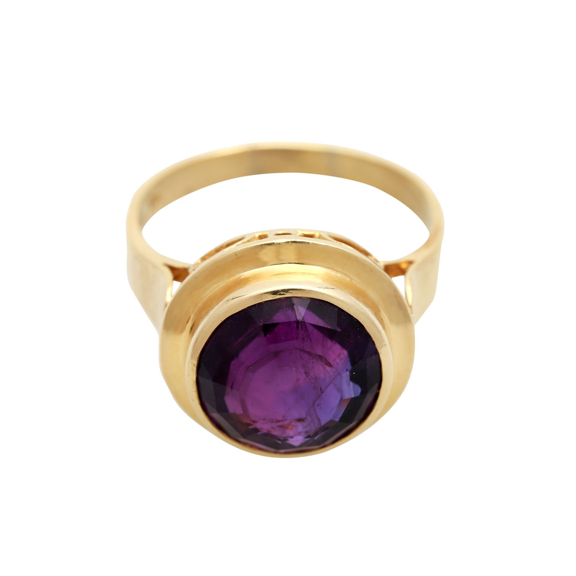 Damenring mit 1 Amethystca. 11 mm, rundfacettiert, GG 14K, RW: ca. 59, leichte Tragespuren,