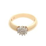 Ring mit kleiner Brillantrosette,GG 14K, RW 57, stabile Verarbeitung, min. Gebrauchsspuren.Gewicht