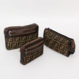 FENDI VINTAGE praktisches ACC-Konvolut. Drei Pochettes mit Reißverschlüssen aus Textil mit