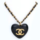 CHANEL VINTAGE üppige Modeschmuckkette. Goldfarbene Kette mit schwarzem Lederband durchflochten