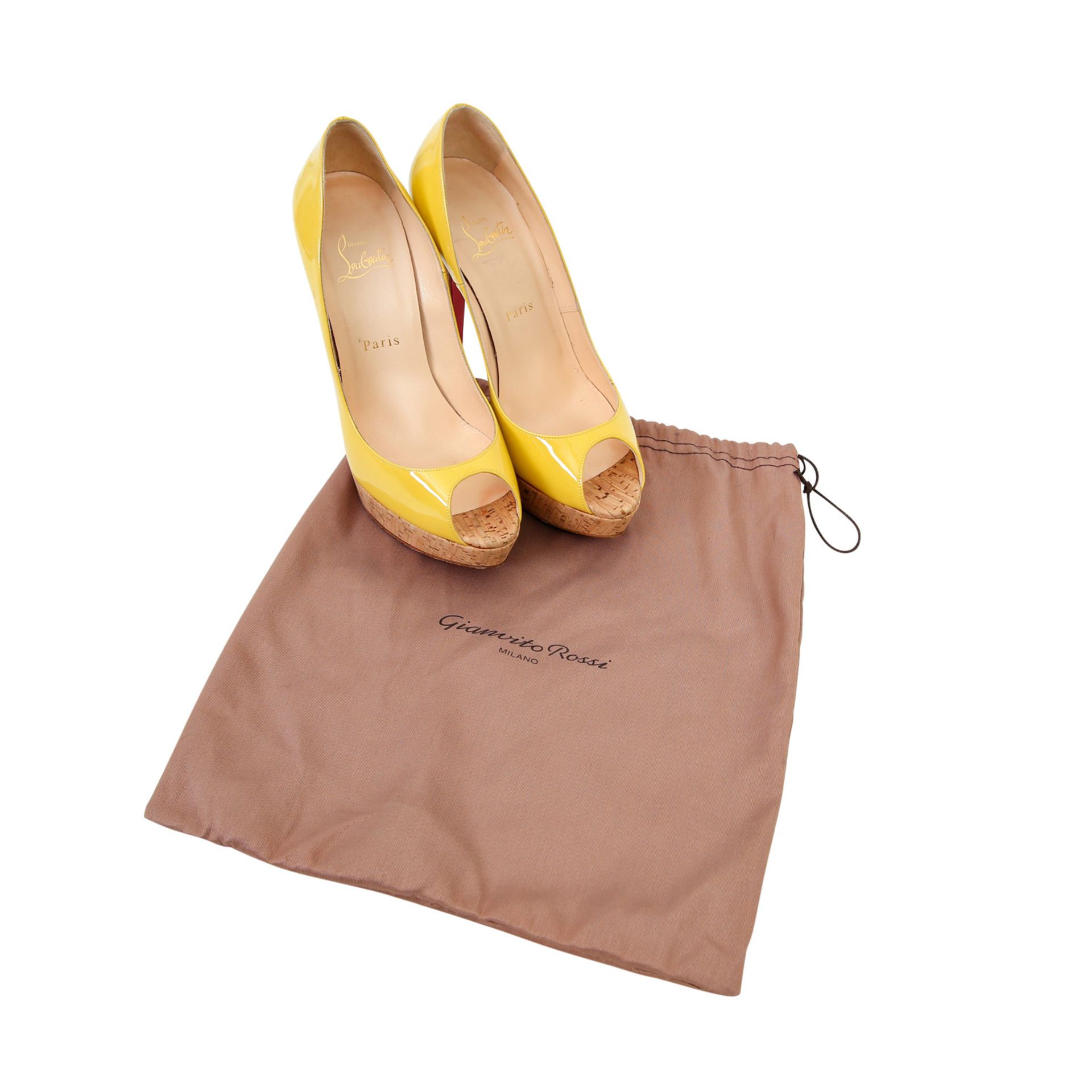 CHRISTIAN LOUBOUTIN Peep Toes, Gr. 39. Gelbes Lackleder, Plateausohle aus Kork, Pfennigabsatz, - Bild 5 aus 5