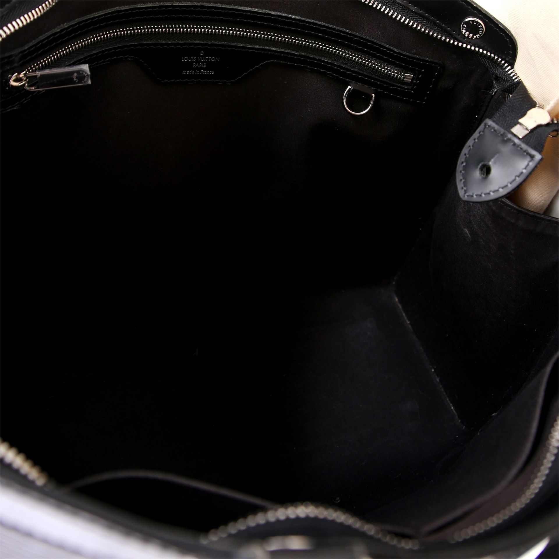 LOUIS VUITTON Messengerbag "BREA MM", NP. ca.: 1.900,-€. Epi Leder Serie in Schwarz, silberfarbene - Bild 6 aus 7