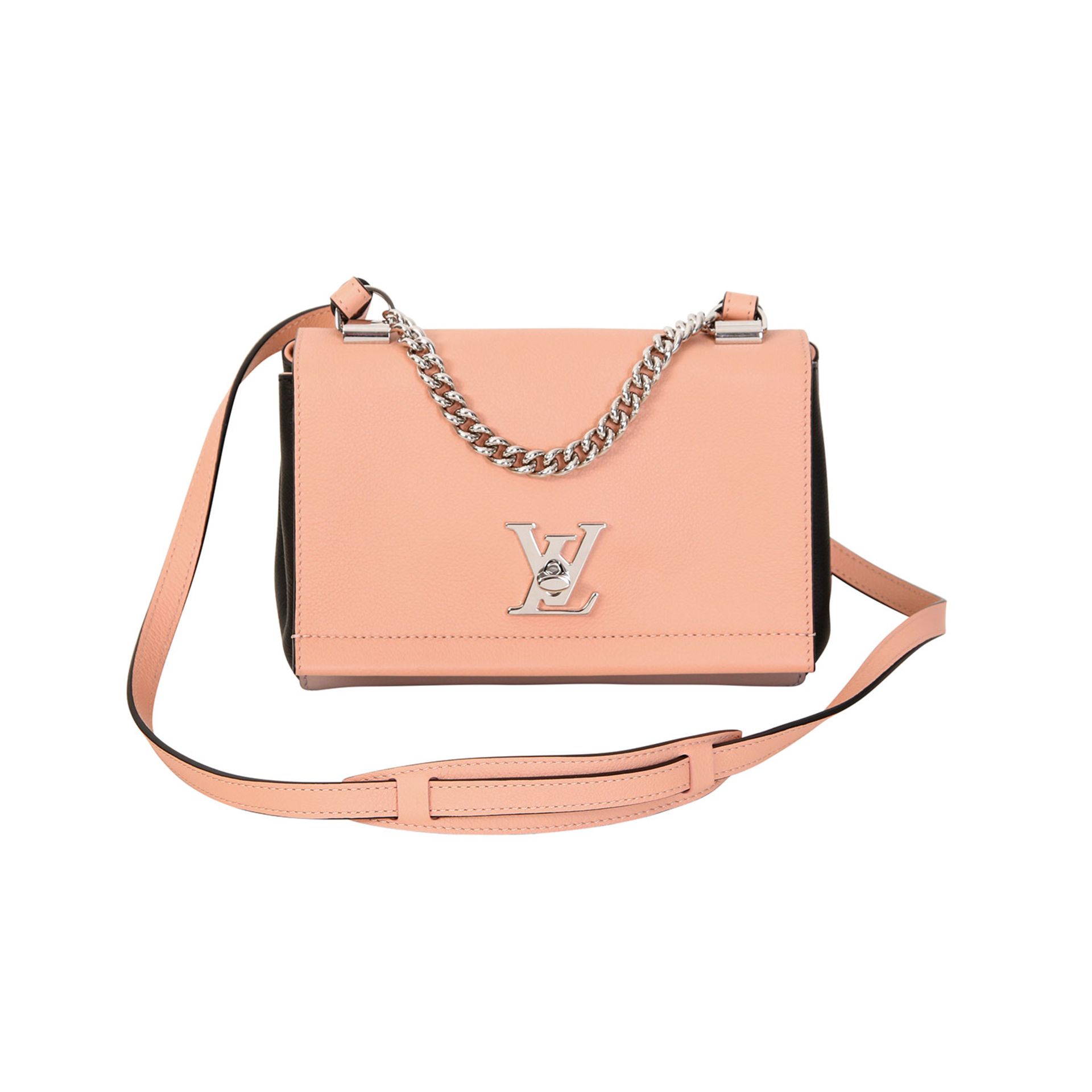 LOUIS VUITTON Crossbody Bag "LOCK ME 2 BB", Koll. 2015. Akt. NP.: 1.690,-€. Softes Kalbsleder in