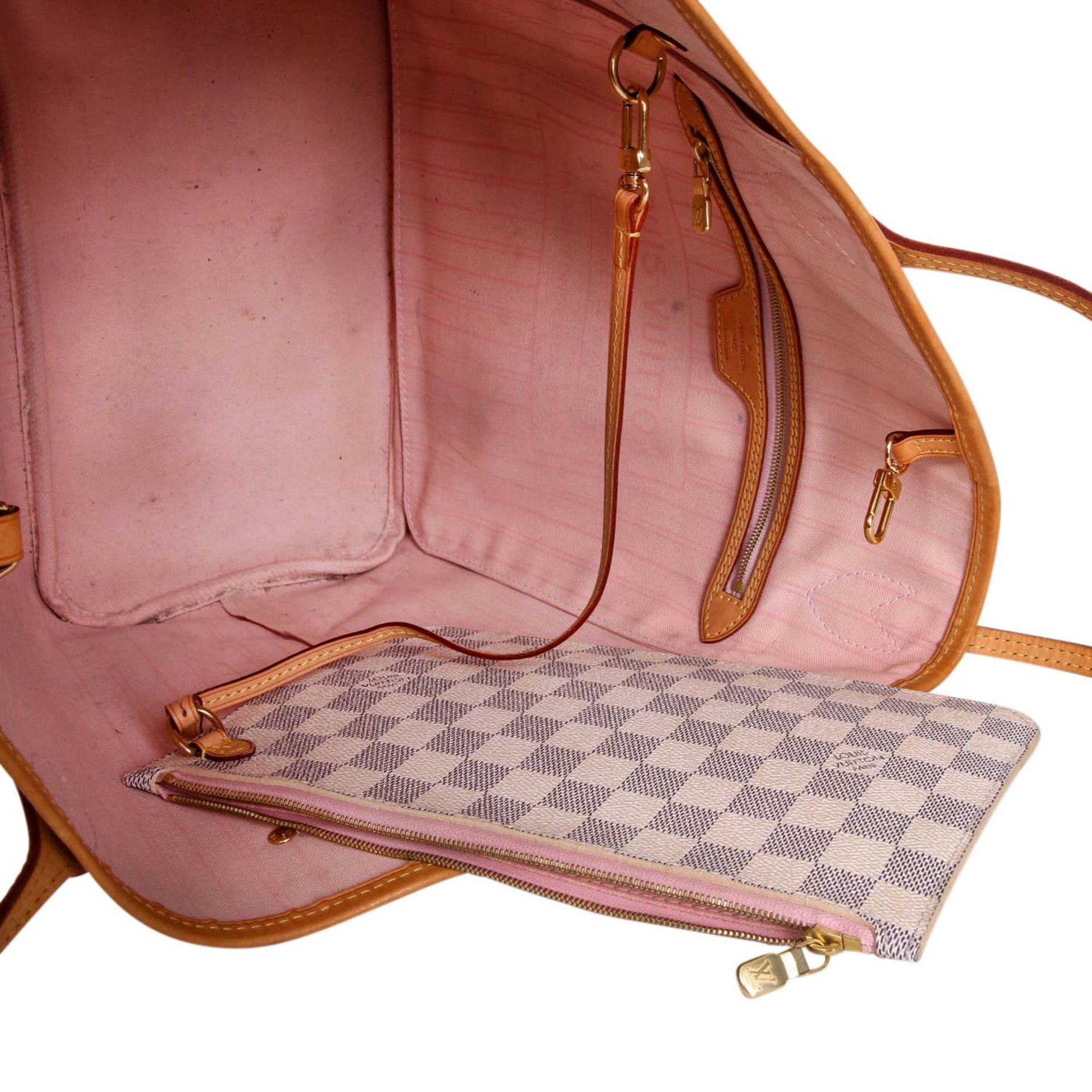 LOUIS VUITTON Shoppertasche "NEVERFULL MM", Koll.: 2016. Akt.NP.: 990,-€. Damier Azur Serie mit - Bild 7 aus 7