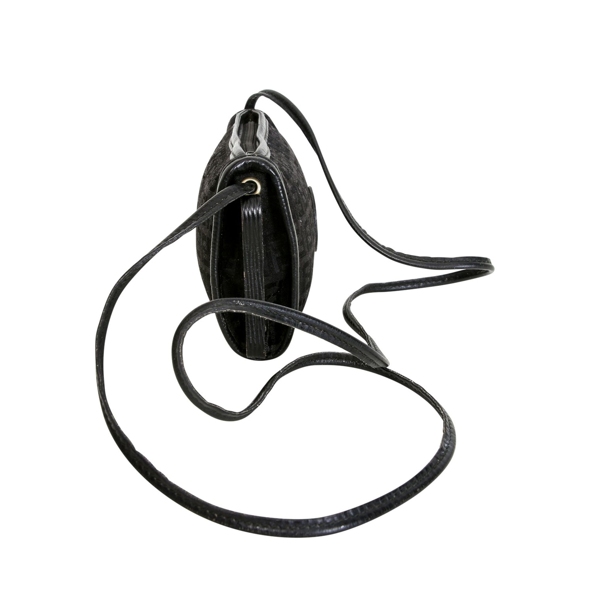 FENDI VINTAGE Schultertasche. Schwarzes Modell aus Textil mit Logo-Struktur, schwarze Leder- - Bild 3 aus 6