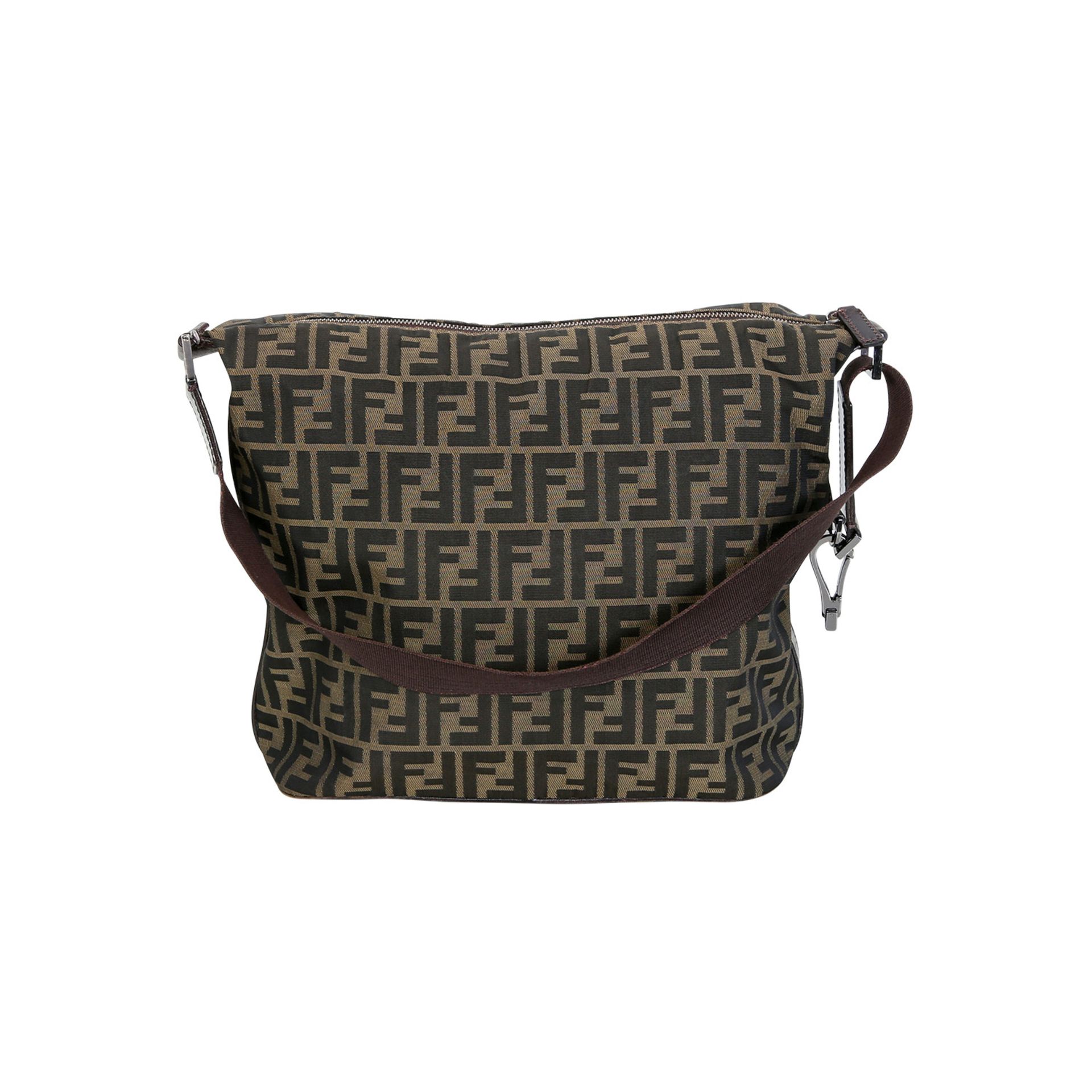 FENDI Schultertasche. NP. ca.: 700,-€. Textil mit klassischem Zucca-Design in Grüntönen,