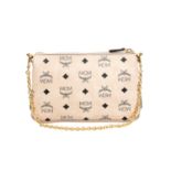 MCM Pochette "MILLIE", akt. NP.: 350,-€.Visetos Canvas Serie in Nude mit schwarzem Logo-Design.