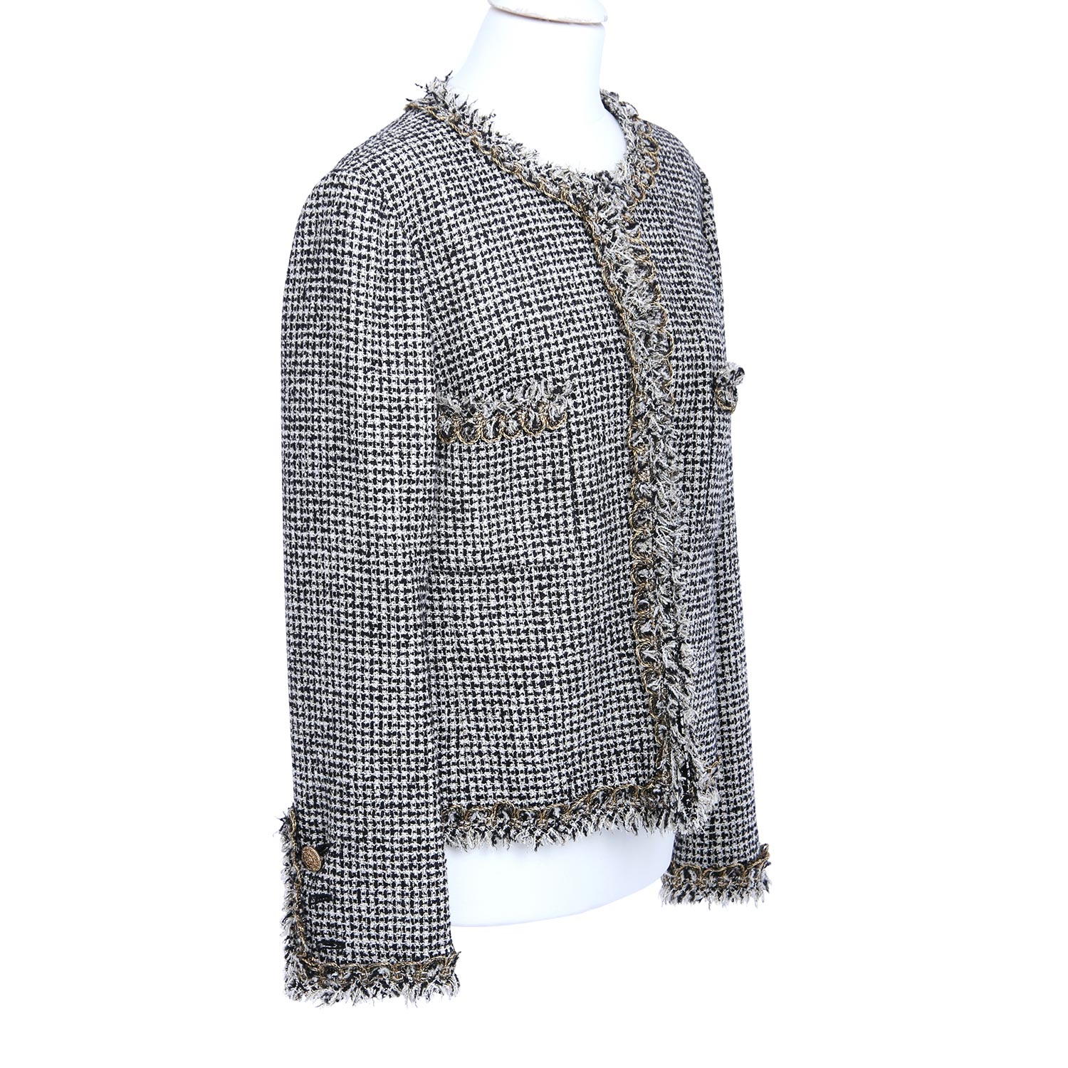 CHANEL Blazer, Gr. 44.Hochwertiger Tweedstoff in Schwarz/Weiß mit Effektgarn, Abschlüsse mit - Image 2 of 4