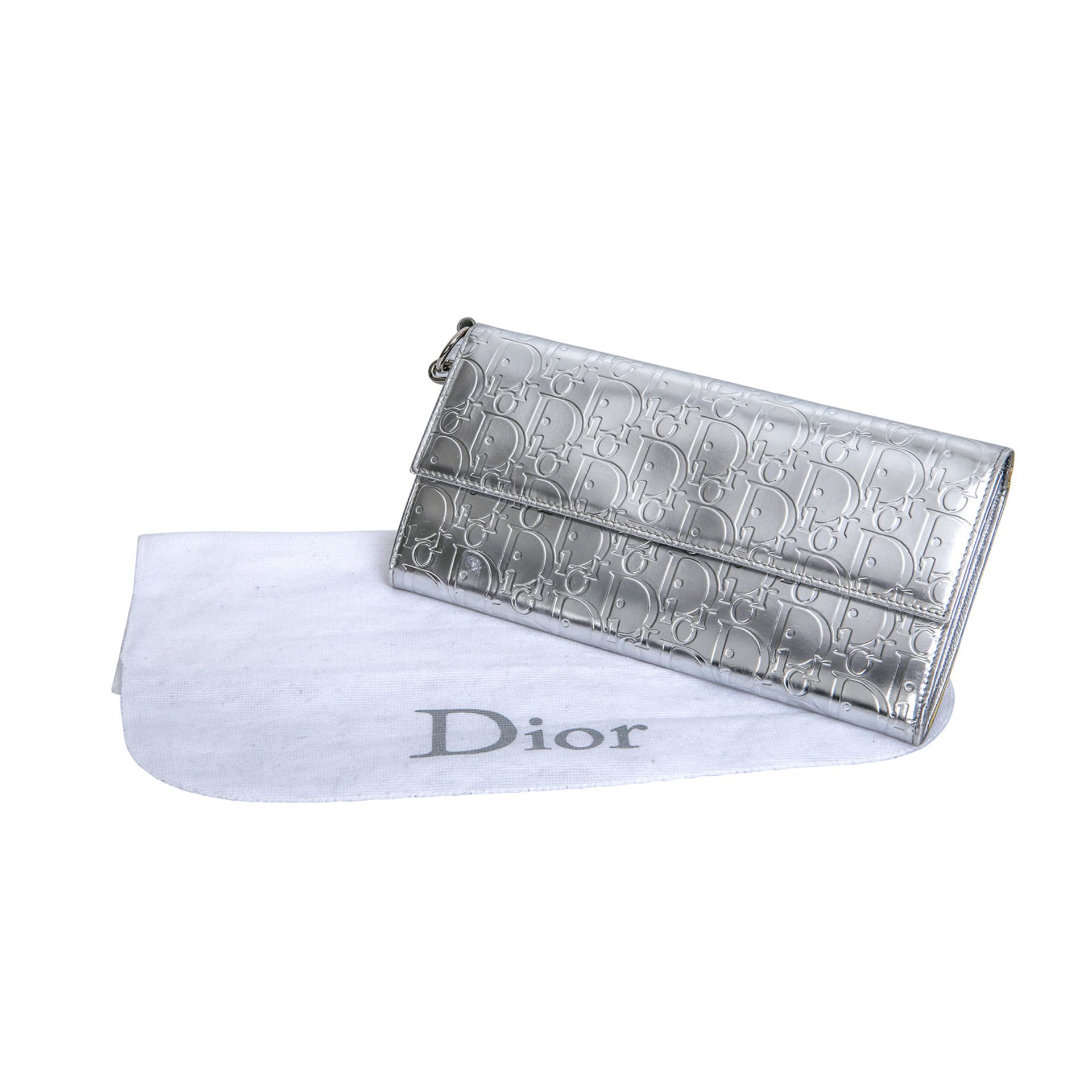 CHRISTIAN DIOR Umhängeclutch.Silberfarbenes Leder mit Logo-Prägung, Überschlag mit Druckknopf- - Bild 7 aus 7