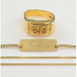 Collection of gold jewellery, including signet ring with the initials EA, ring size Q, with fine