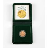 Royal mint issue,1980 gold proof sovereign, in presentation case, Elizabeth II .